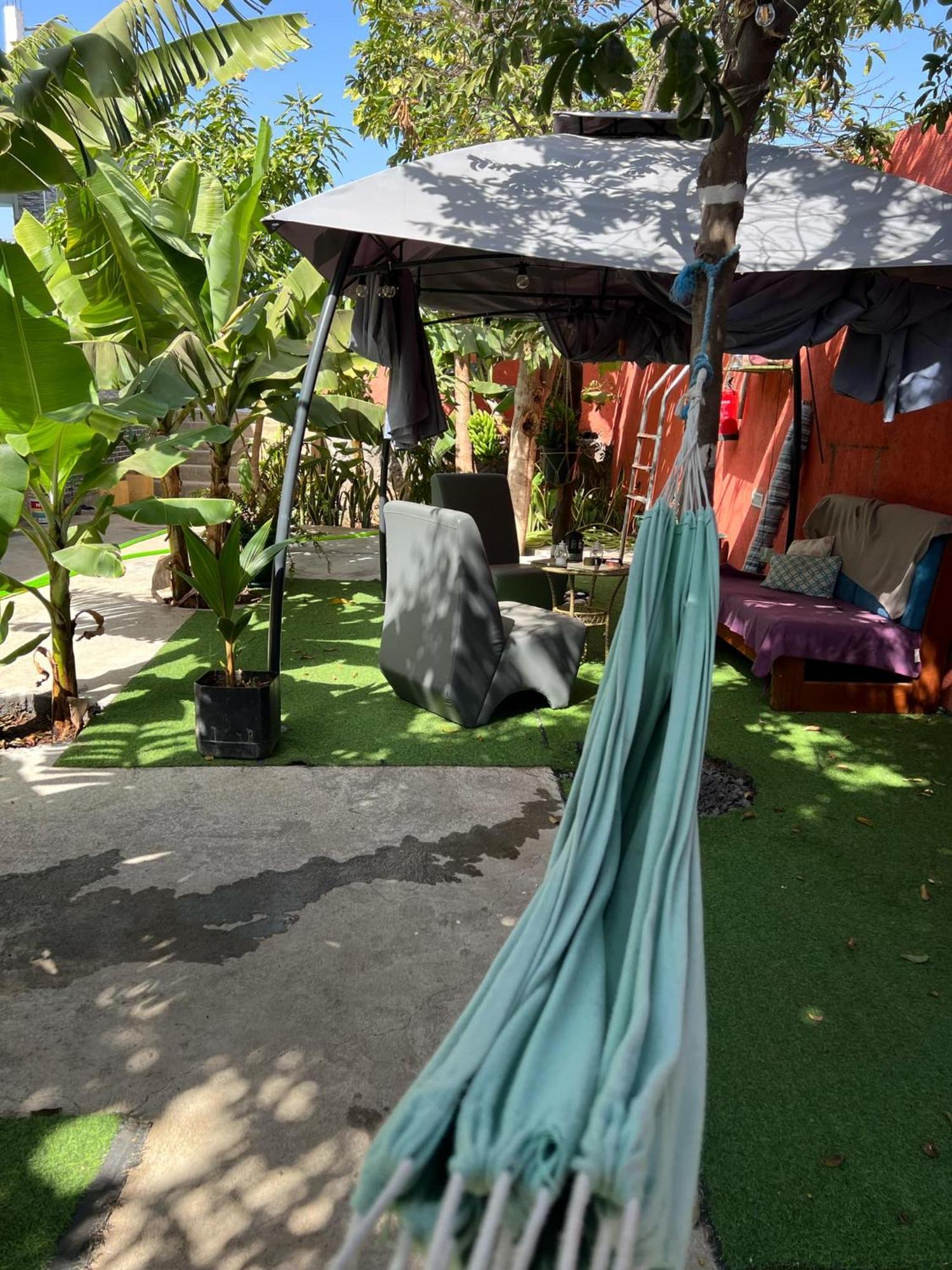 Vila Residencia Aguia Praia Exteriér fotografie